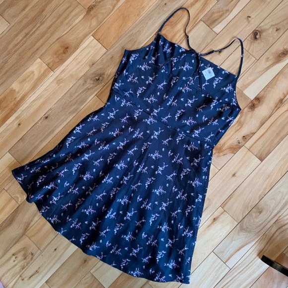 Abercrombie and Fitch Slip dress (NWT) - Picture 1 of 9